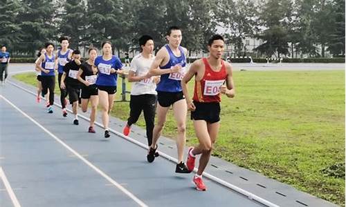 田径体育生训练必备防护物品一览表_田径体育生装备